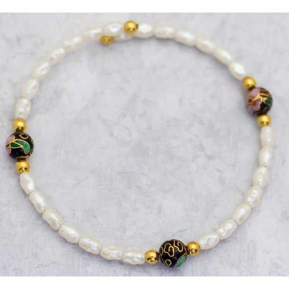 8 inch, Vintage White Faux Pearl Statement Unique Bracelet - C8 - Picture 2 of 3